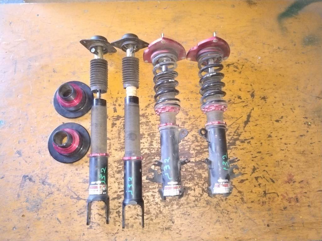 стойка Nissan Teana