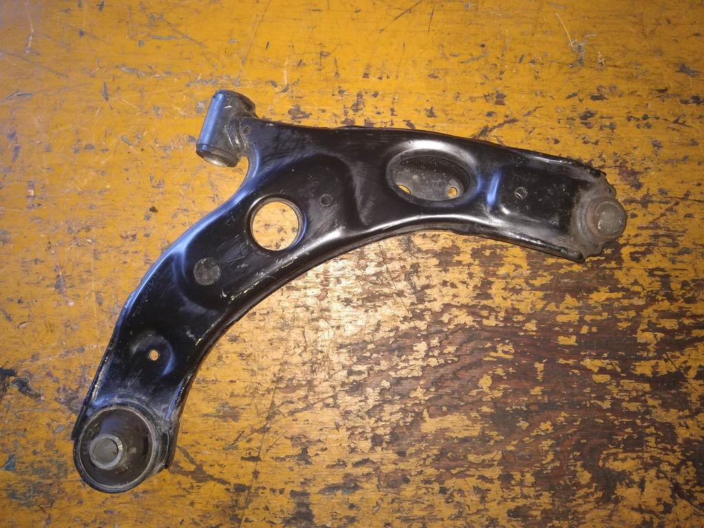 рычаг Toyota Passo