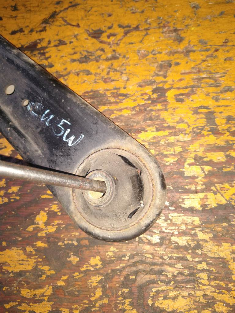 рычаг Mitsubishi Outlander