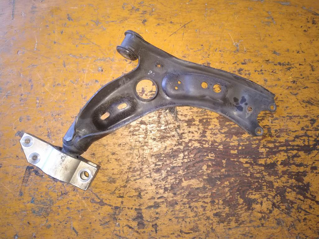 рычаг Volkswagen Golf