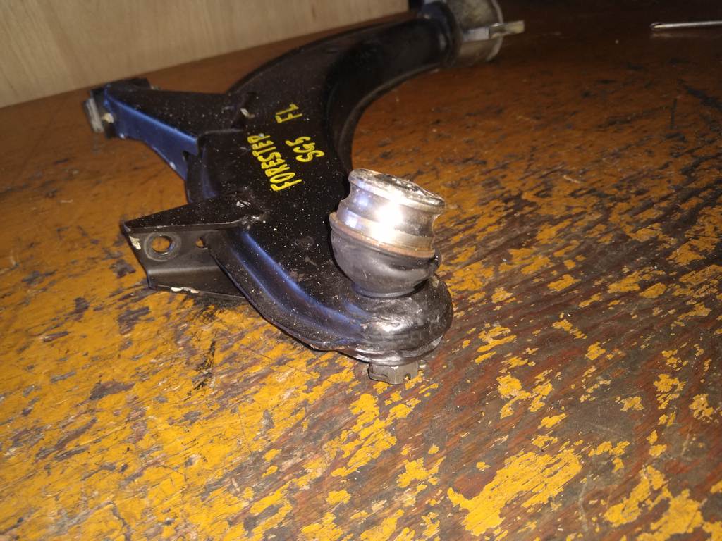 рычаг Subaru Forester