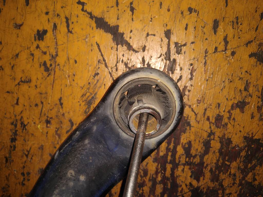 рычаг Toyota Vitz