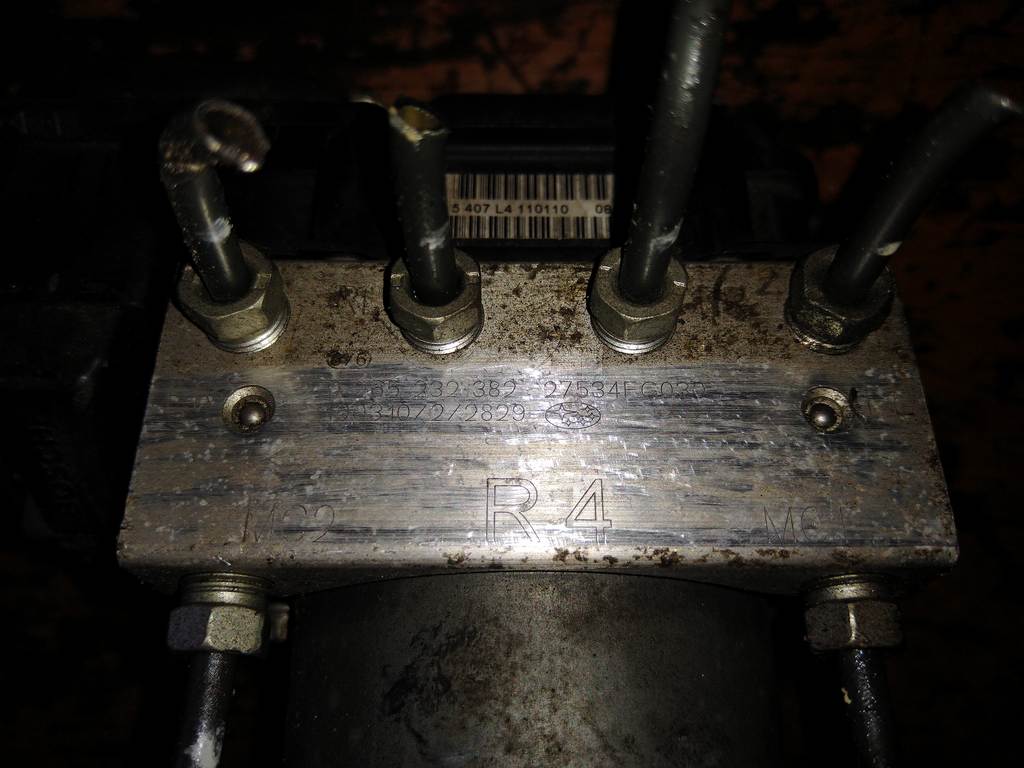 блок abs Subaru Impreza