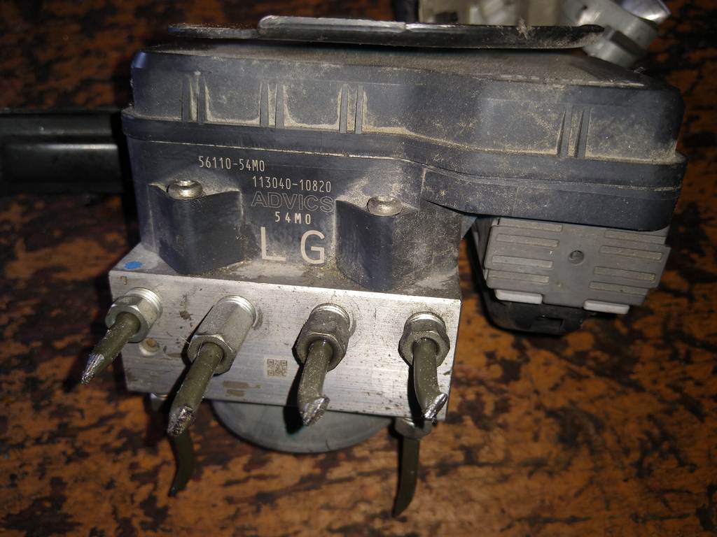 блок abs Suzuki Solio