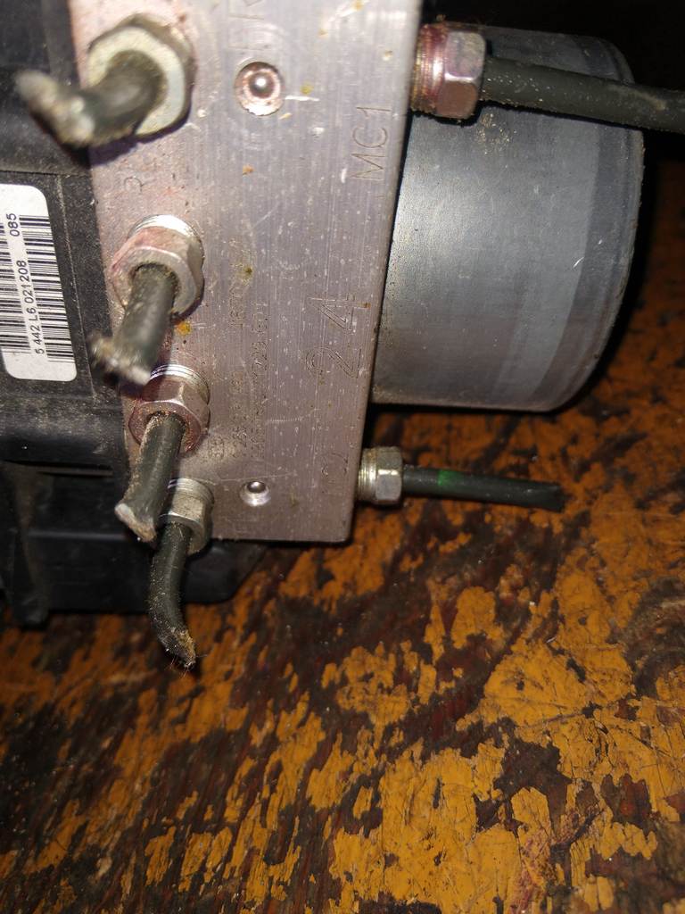 блок abs Mitsubishi Colt