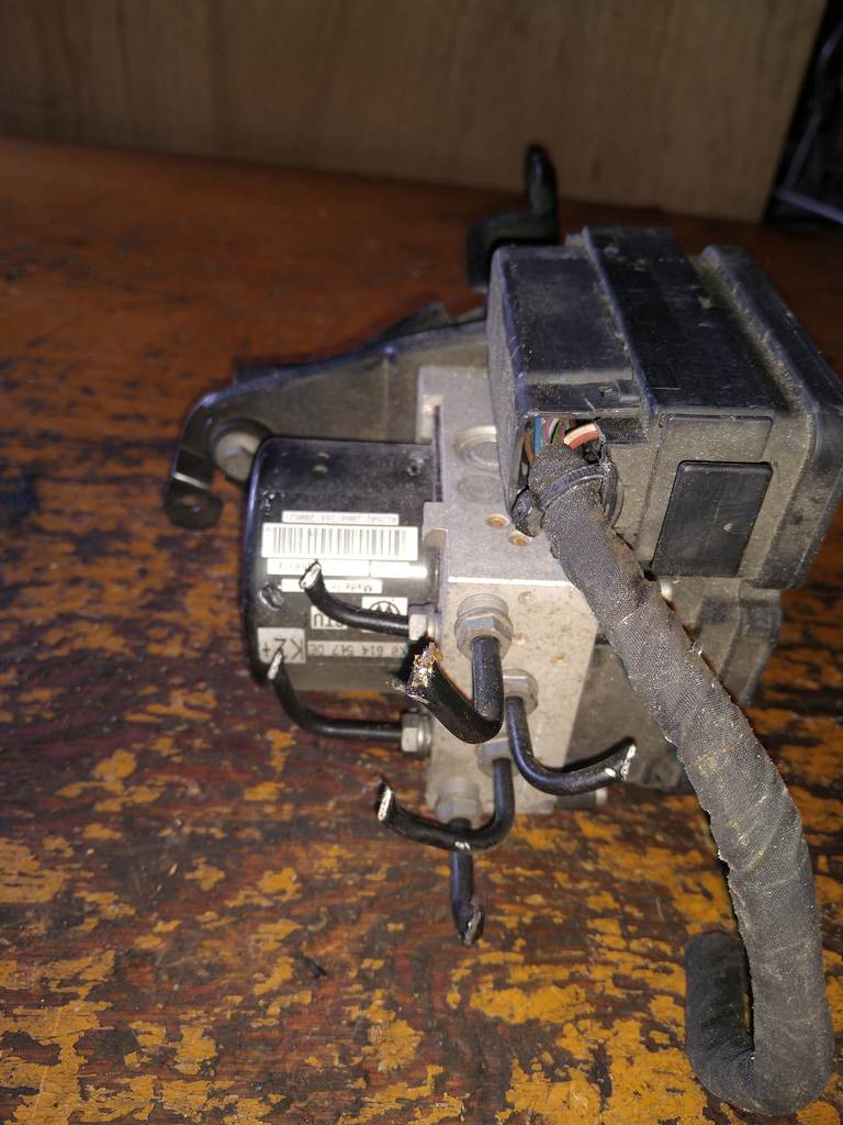 блок abs Volkswagen Golf