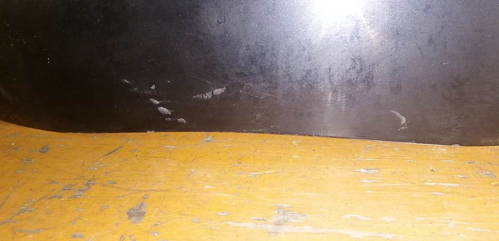 капот Toyota Vitz