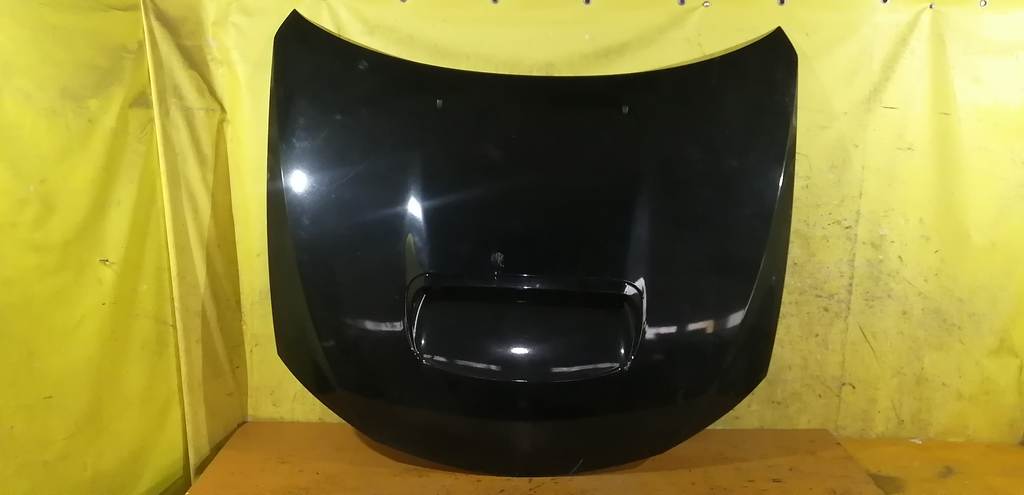 капот Subaru Impreza