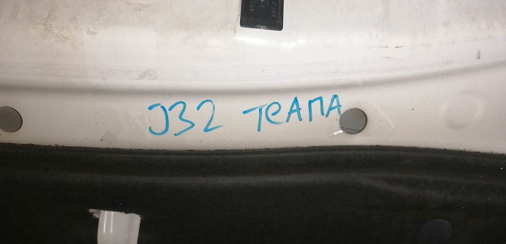 капот Nissan Teana