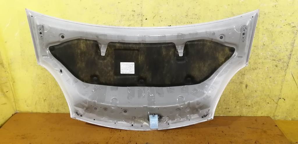 капот Toyota Passo