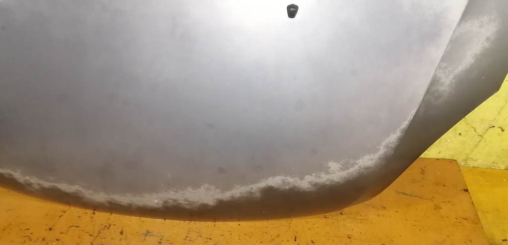 капот Suzuki Swift