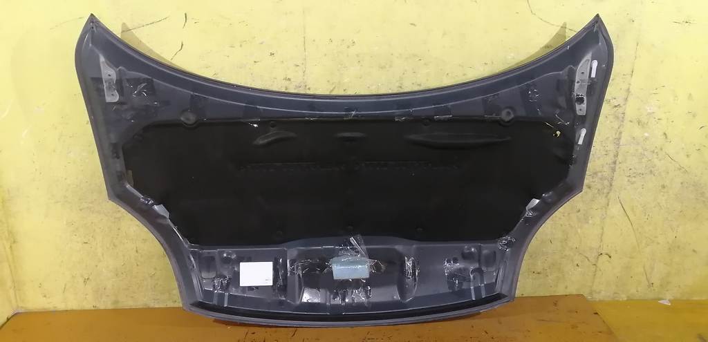 капот Suzuki Swift