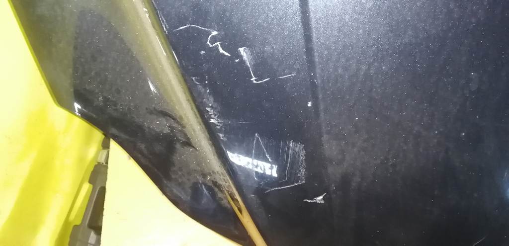 капот Volvo XC90