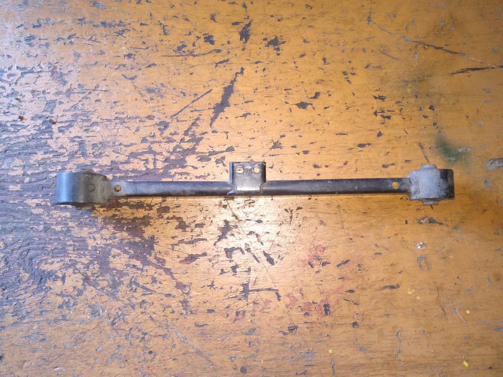 рычаг Nissan Cube