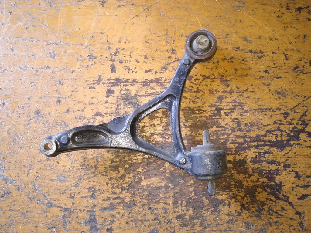 рычаг Volvo XC90