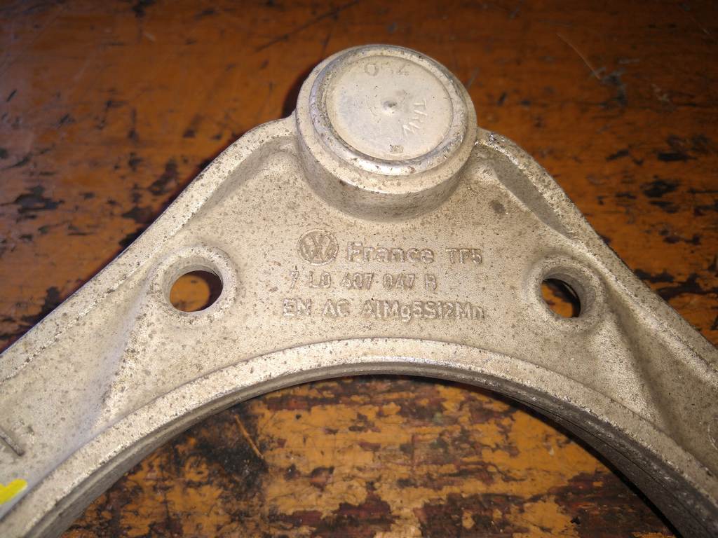 рычаг Volkswagen Touareg