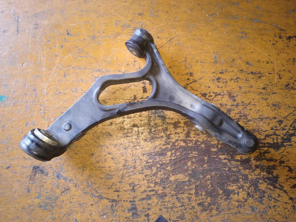 рычаг Volkswagen Touareg