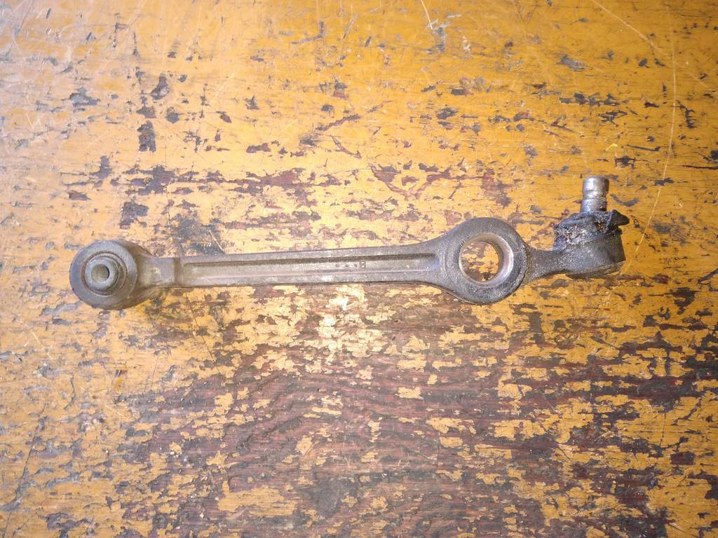 рычаг Mazda Demio