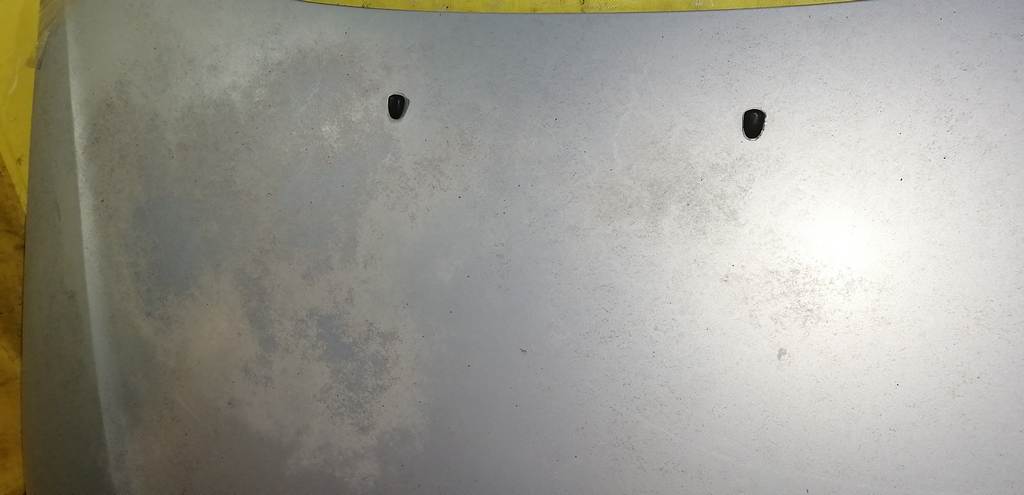 капот Mazda Demio