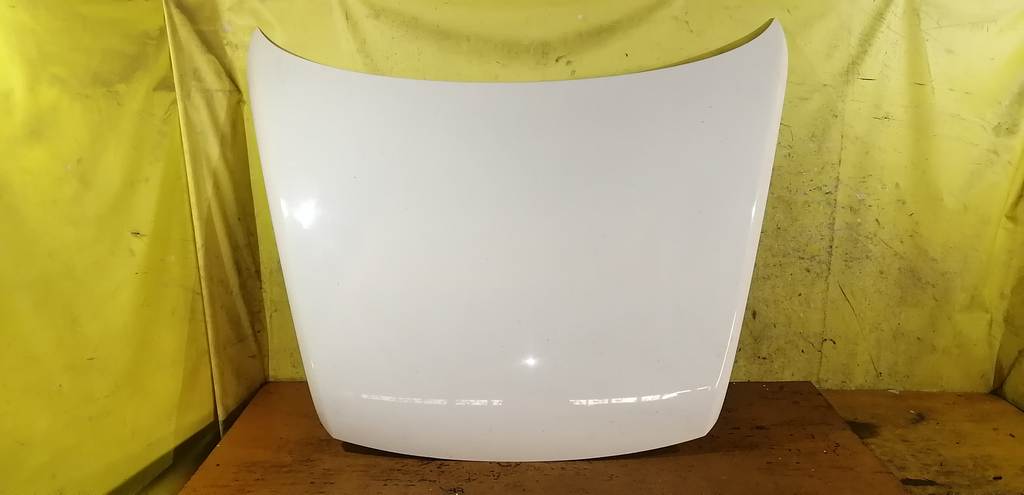 капот Volkswagen Touareg