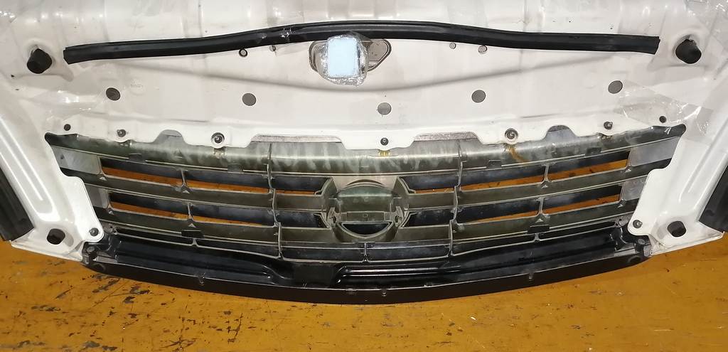 капот Nissan Teana