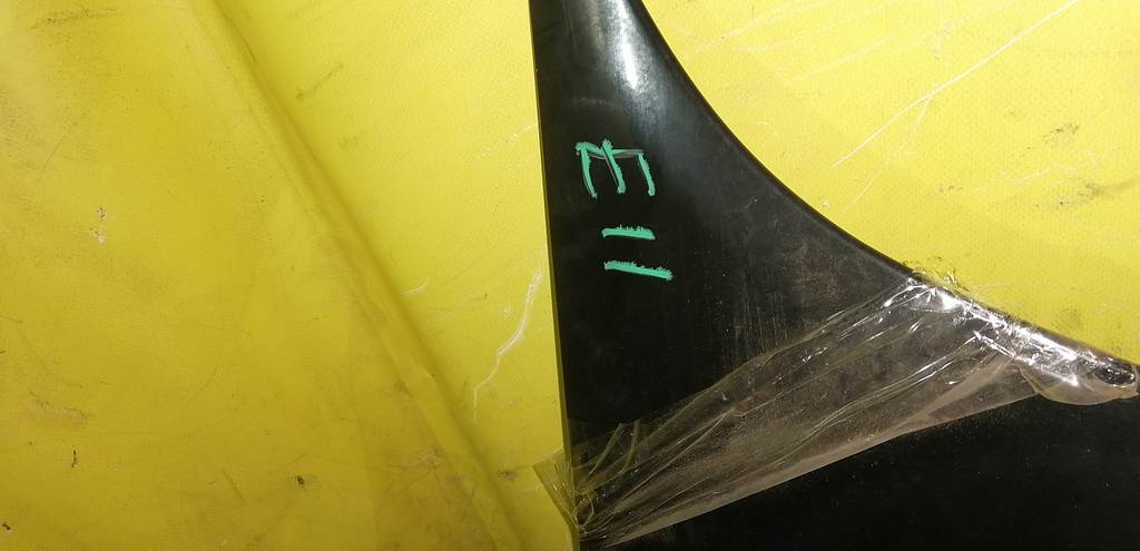 капот Nissan Note