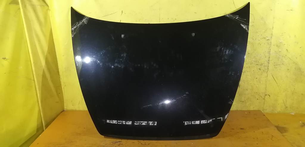 капот Volvo S40