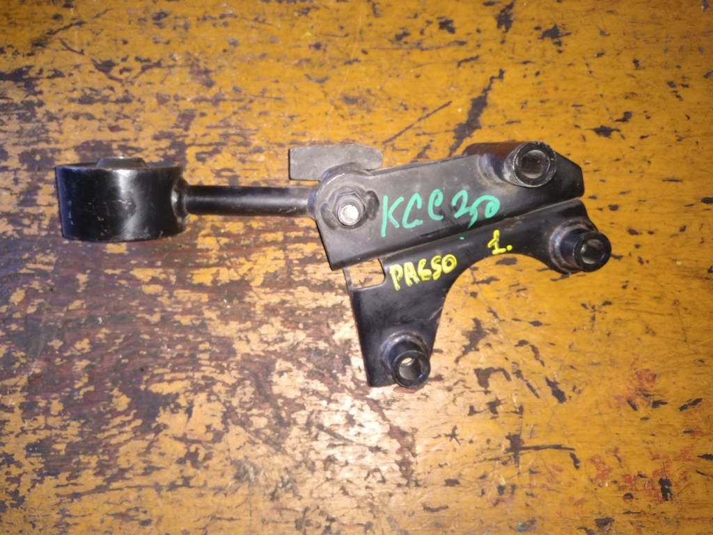 подушка двигателя Toyota Passo