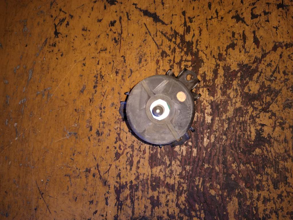 подушка двигателя Nissan Teana