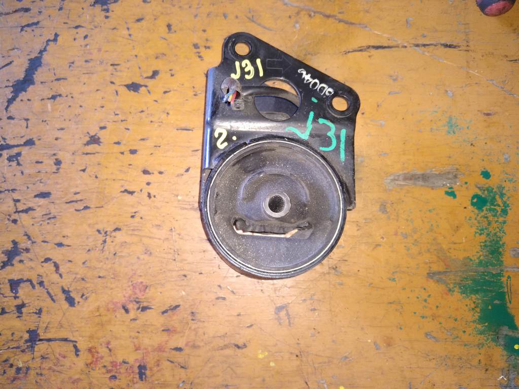 подушка двигателя Nissan Teana