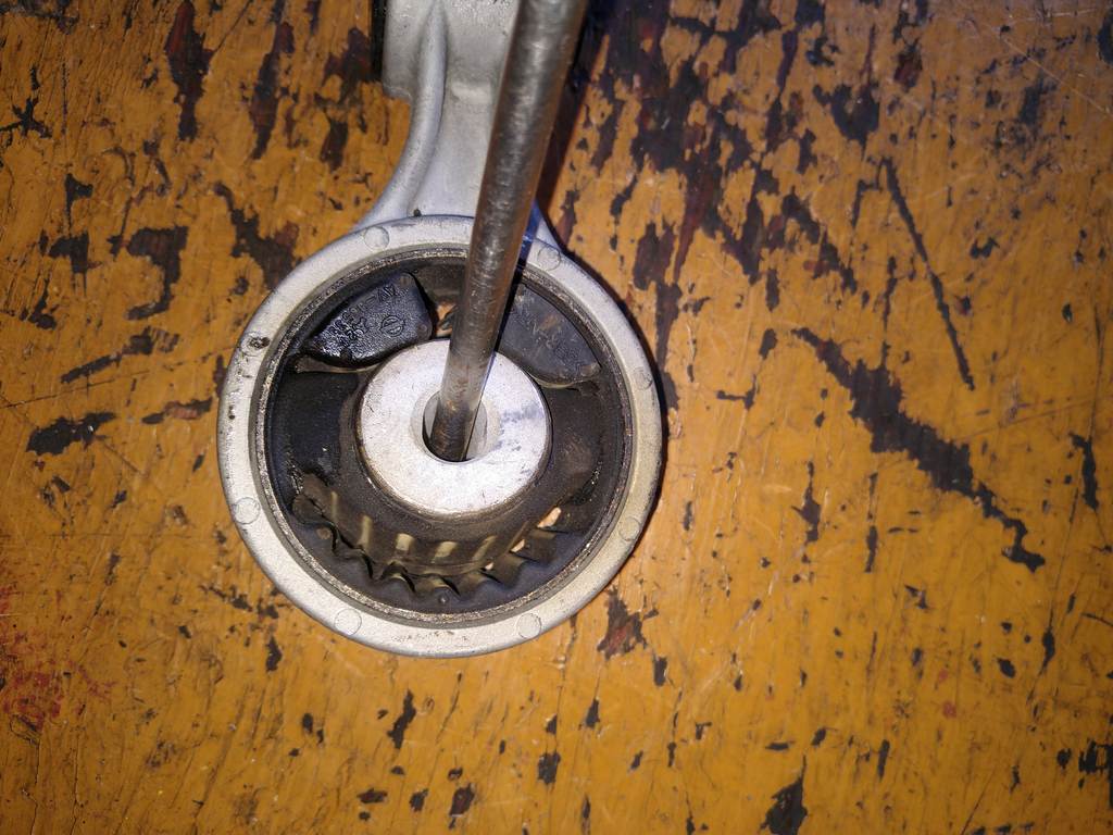 подушка двигателя Nissan Teana