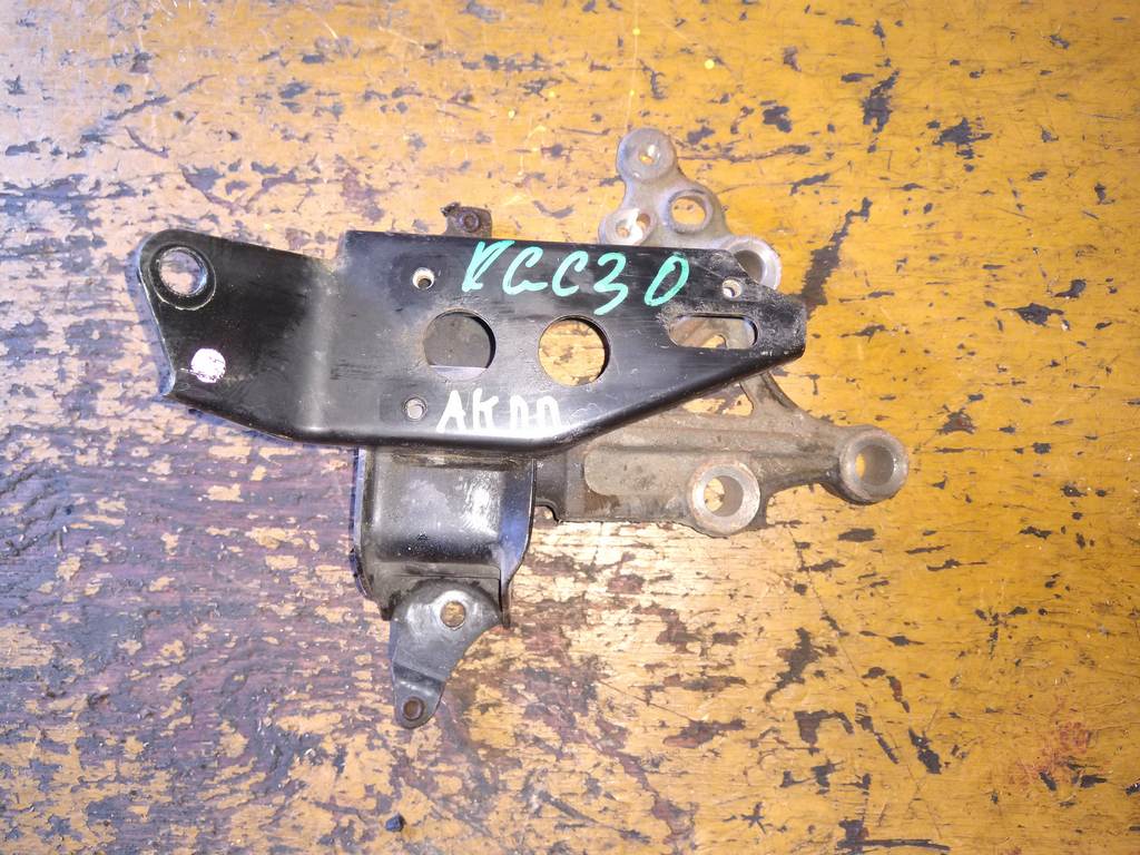 подушка двигателя Toyota Passo