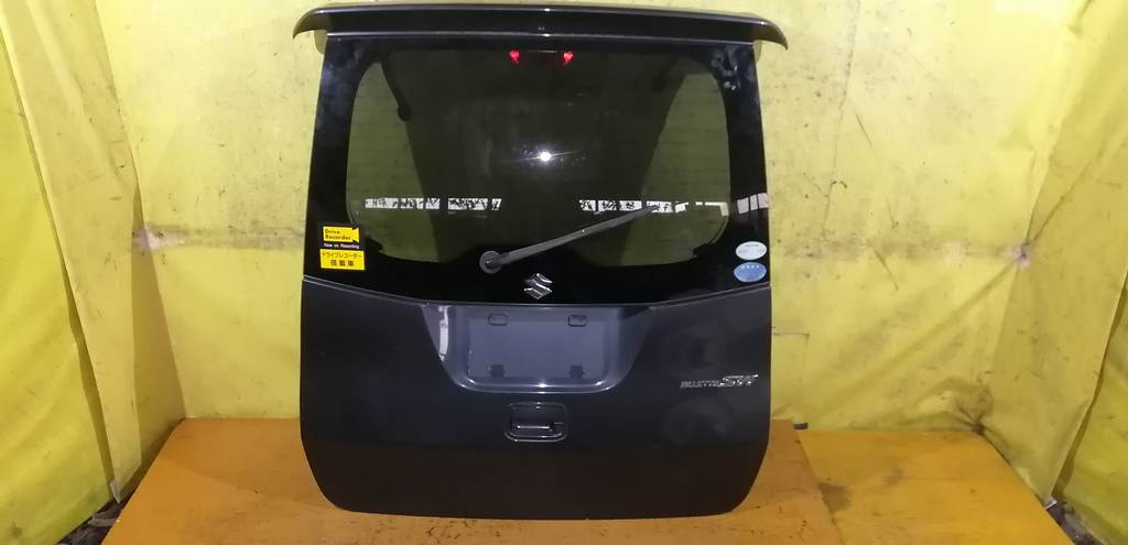 дверь 5-я Suzuki Palette