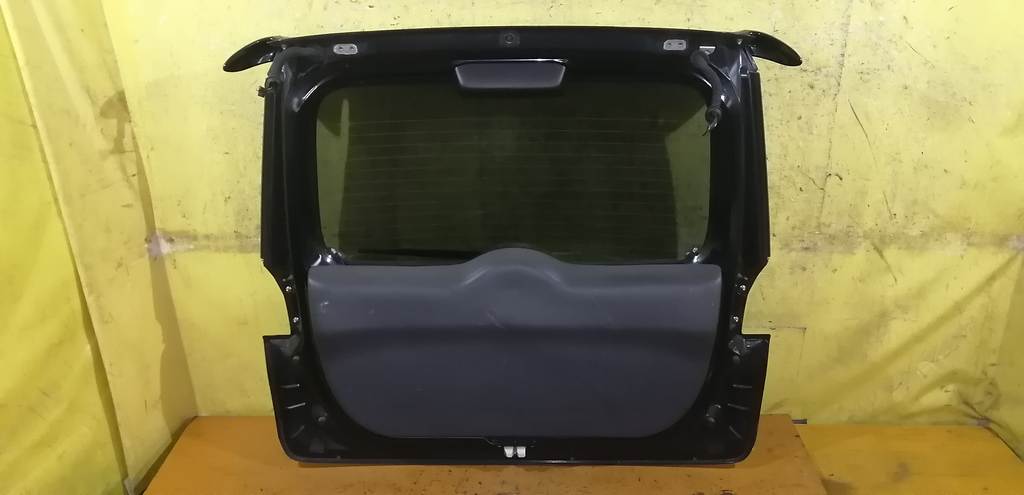 дверь 5-я Suzuki Solio