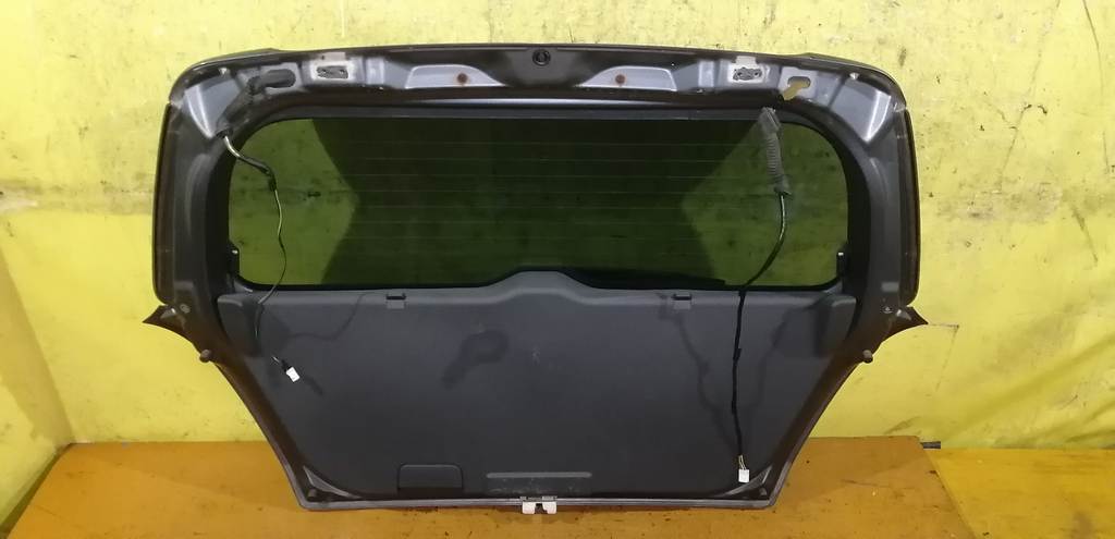 дверь 5-я Suzuki Swift