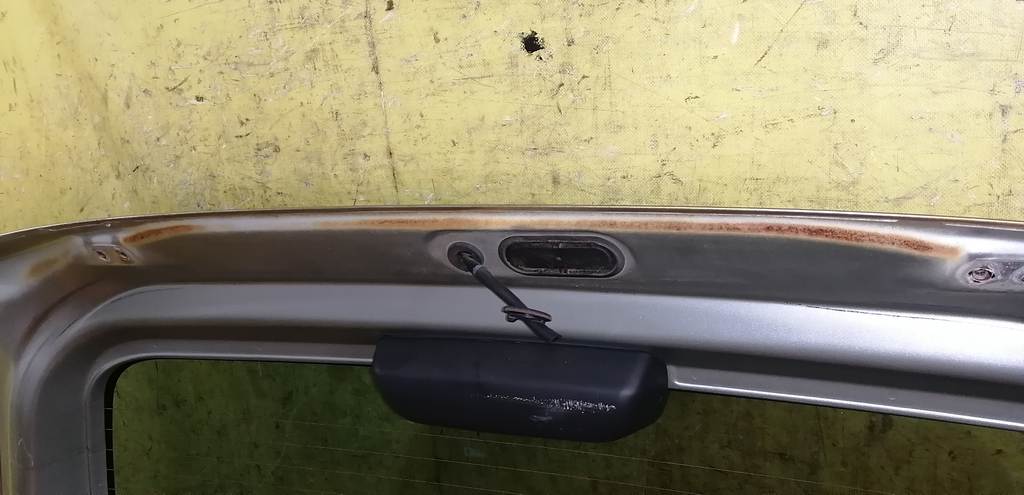 дверь 5-я Mazda Demio