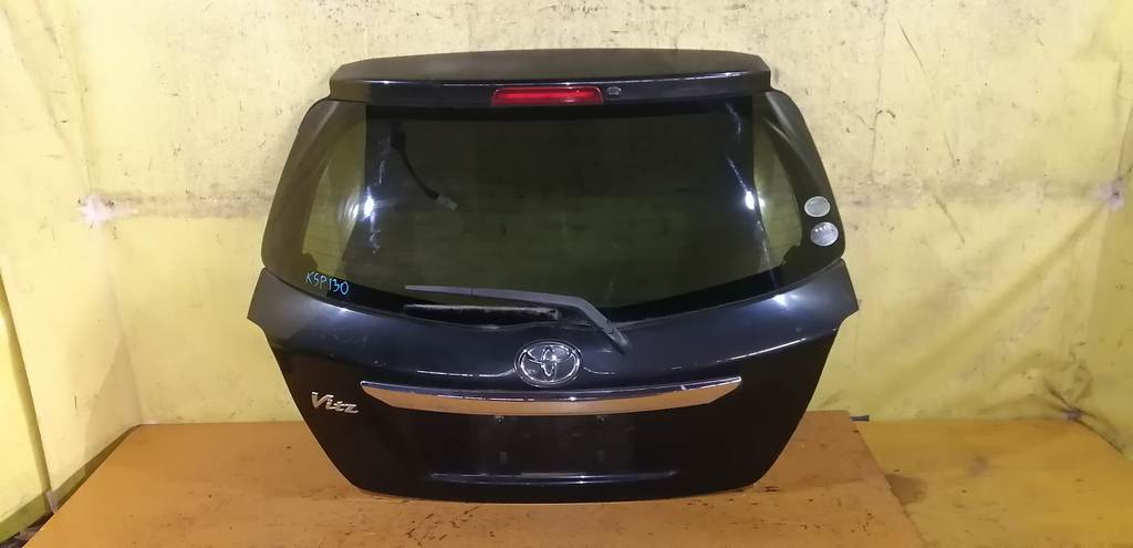 дверь 5-я Toyota Vitz