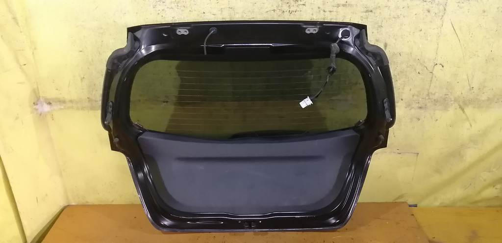 дверь 5-я Toyota Vitz