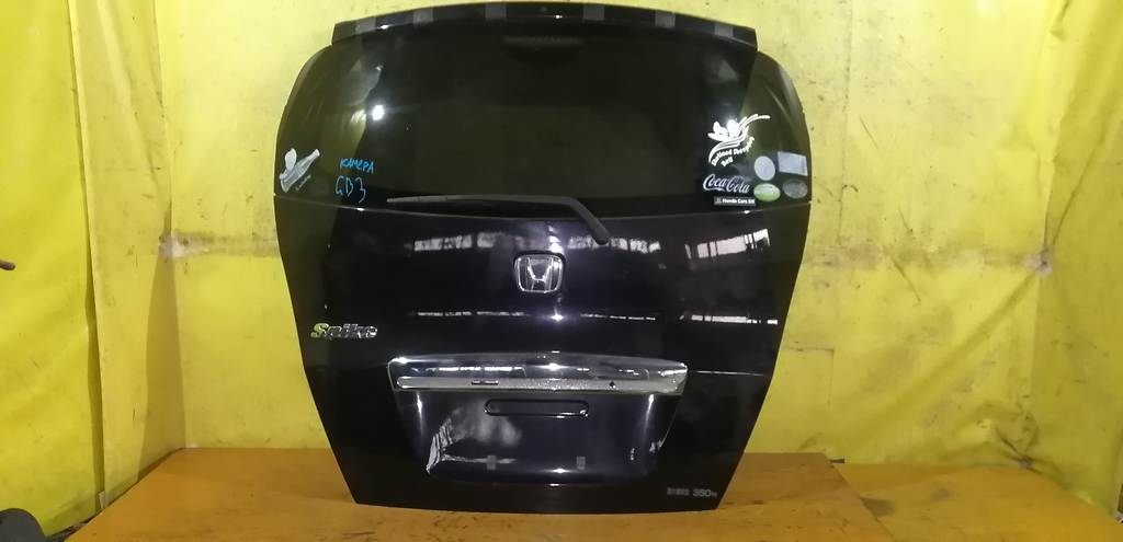 дверь 5-я Honda Freed Spike