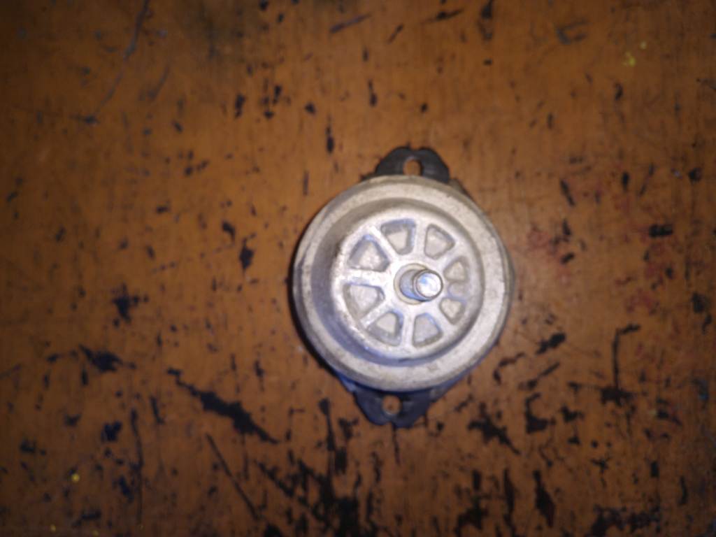 подушка двигателя Volkswagen Touareg