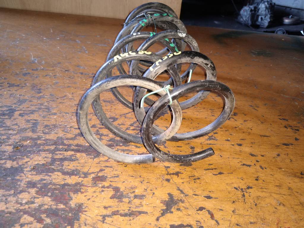 пружина Toyota Passo