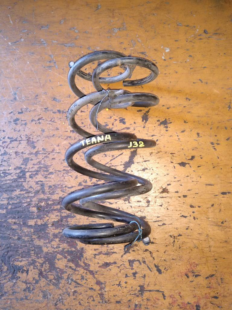 пружина Nissan Teana