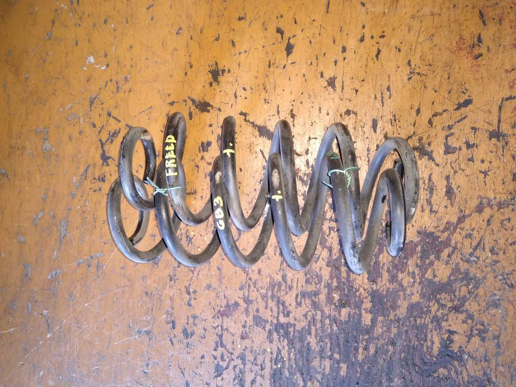 пружина Honda Freed