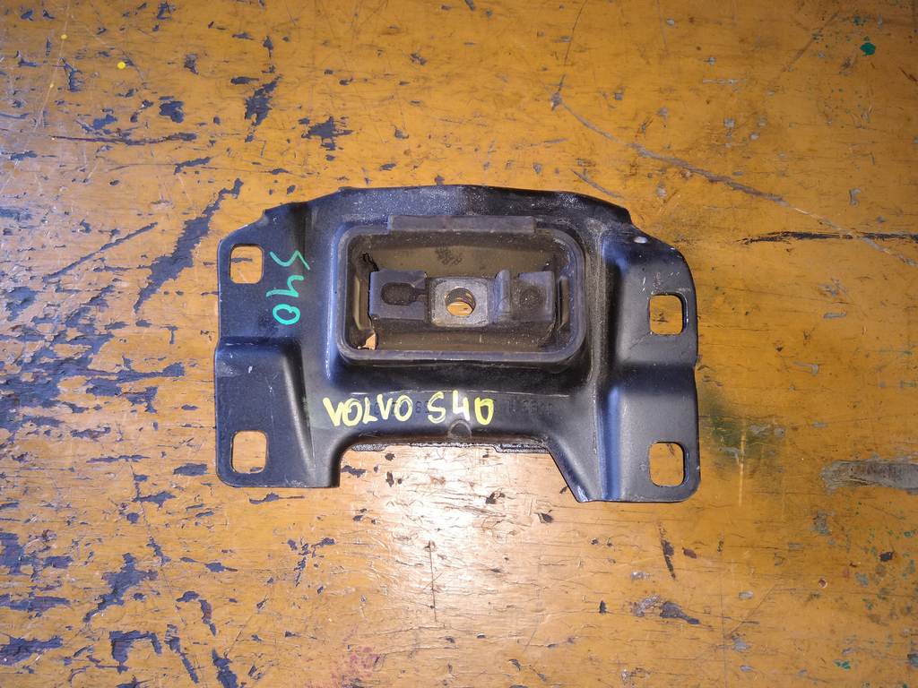 подушка двигателя Volvo S40