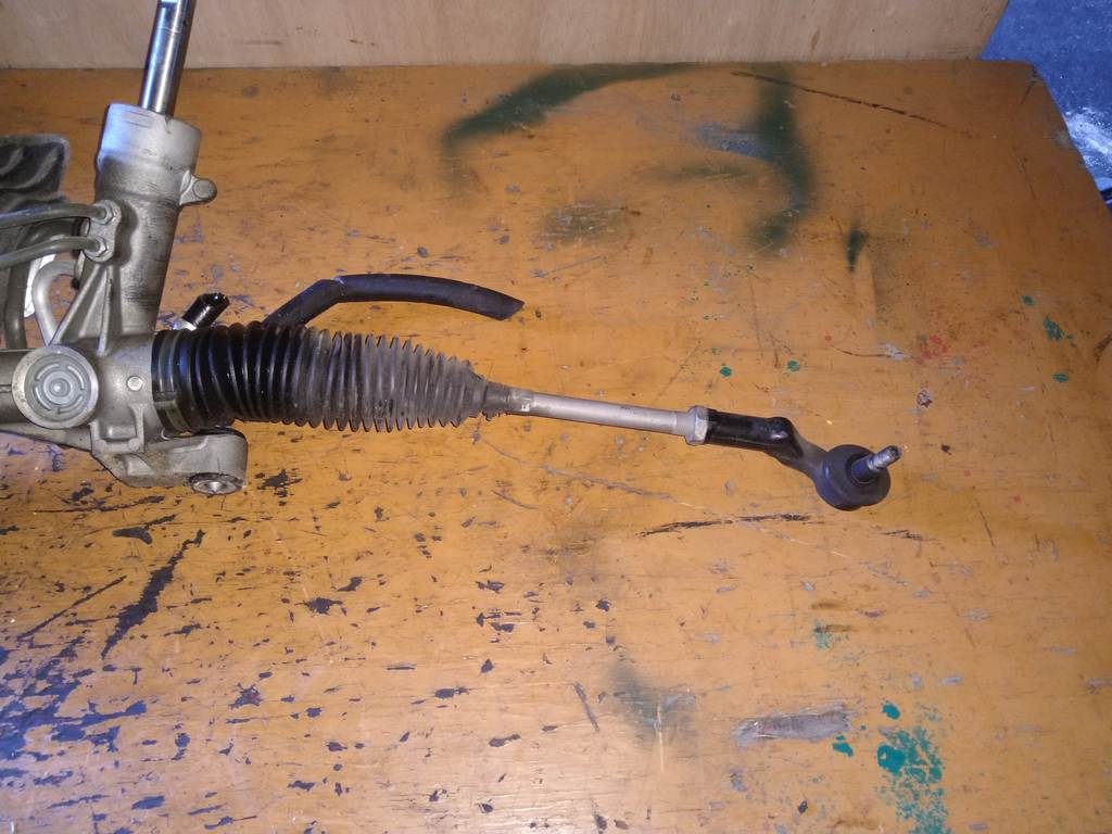 рейка рулевая Volvo S40