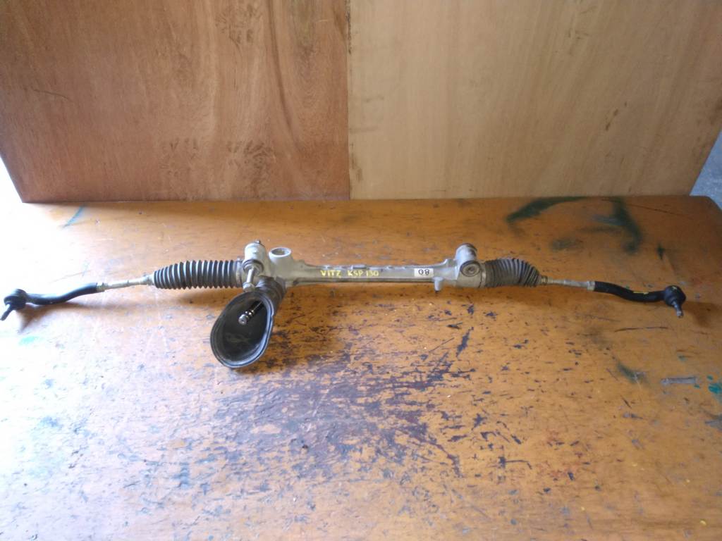 рейка рулевая Toyota Vitz