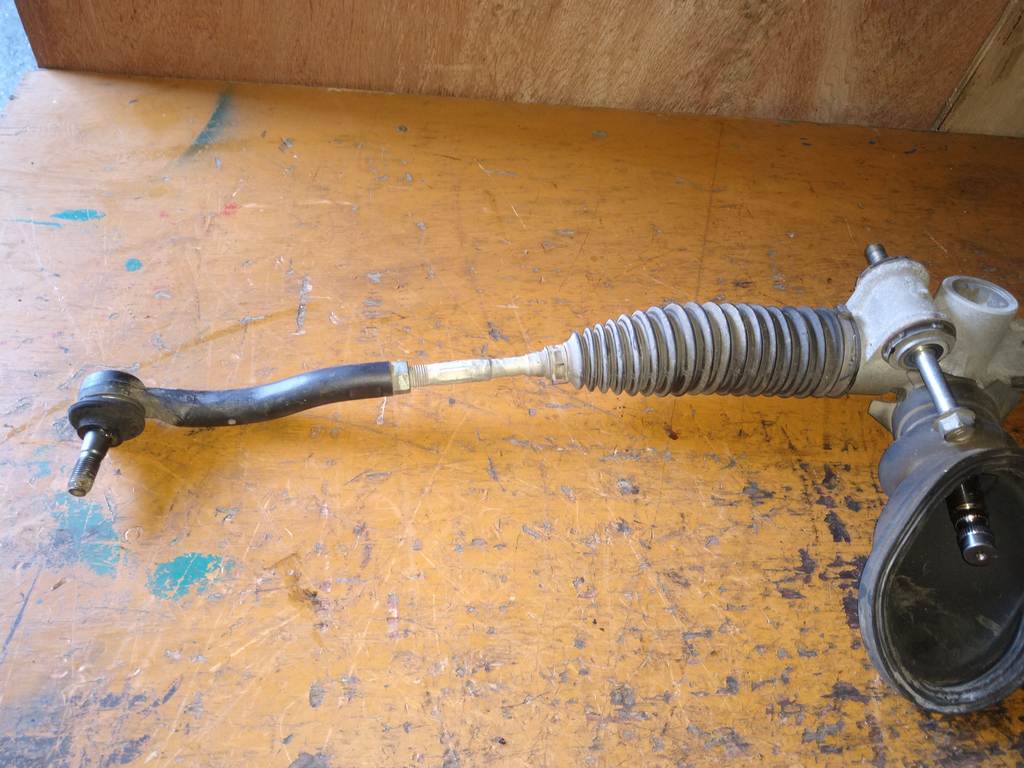 рейка рулевая Toyota Vitz