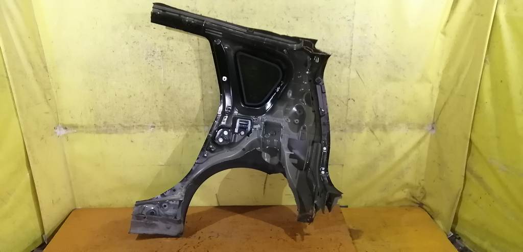 крыло Nissan Note