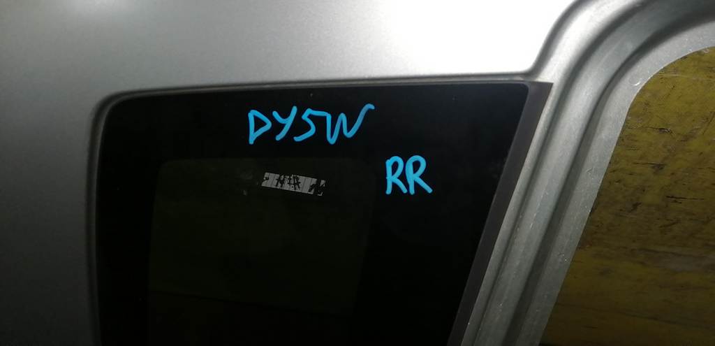 крыло Mazda Demio