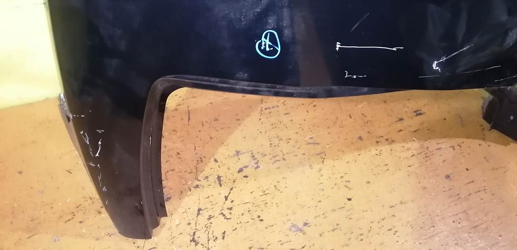 крыло Mazda Axela